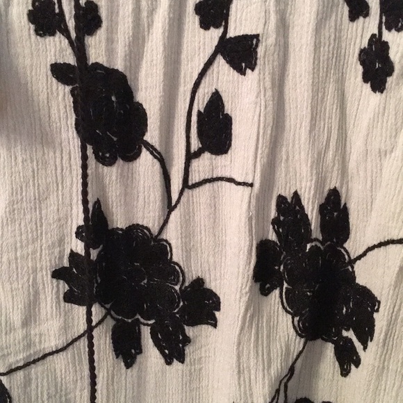 Umgee boutique top - Picture 5 of 5